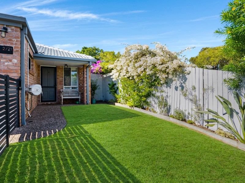 2/21 Ewan Street, Southport QLD 4215