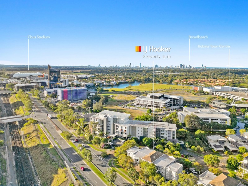 4/1 Riverwalk Avenue, Robina QLD 4226