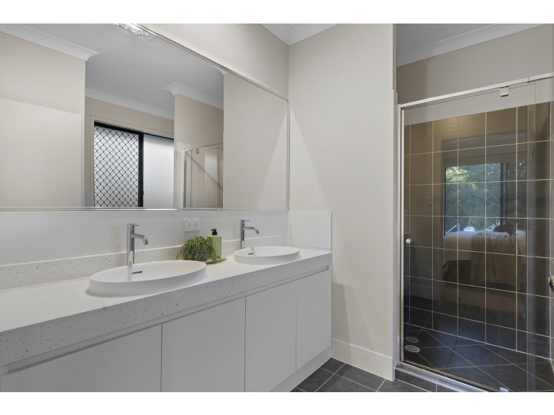 227 Carrington Road, Bonogin QLD 4213