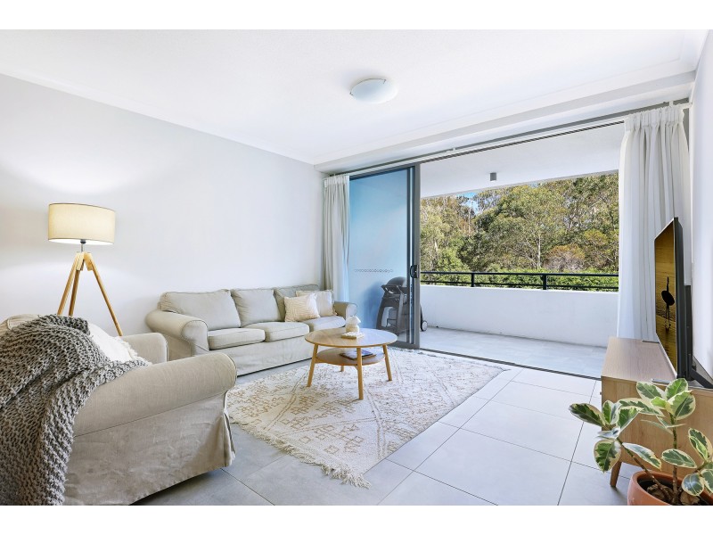 1121/397 Christine Avenue, Varsity Lakes QLD 4227