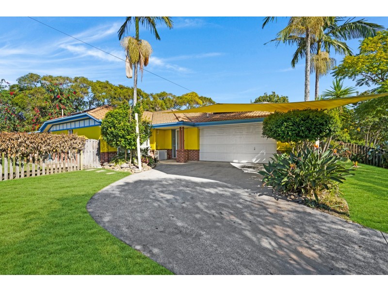 13 Queen Charlotte Court, Mudgeeraba QLD 4213