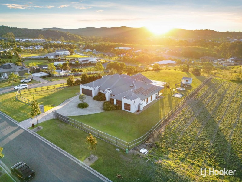 169 Montego Hills Drive, Kingsholme QLD 4208