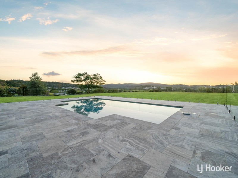 169 Montego Hills Drive, Kingsholme QLD 4208