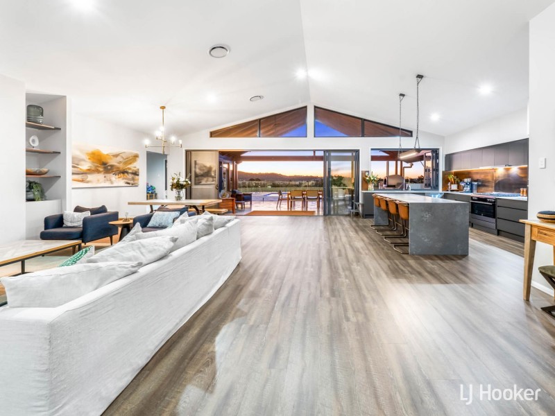 169 Montego Hills Drive, Kingsholme QLD 4208