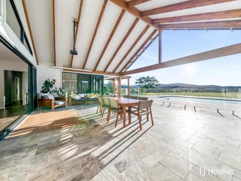 169 Montego Hills Drive, Kingsholme QLD 4208