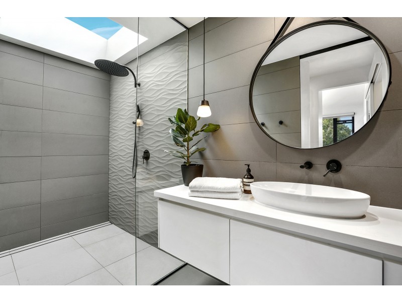 6 Warri Way, Currumbin Valley QLD 4223