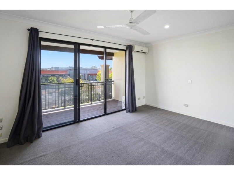 88/302 Christine Avenue, Varsity Lakes QLD 4227