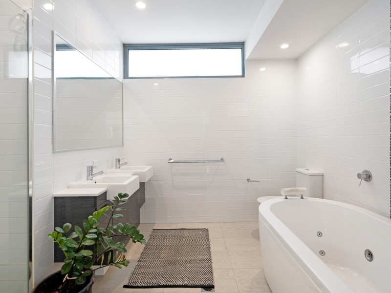 202/22-24 Ben Lexcen Place, Robina QLD 4226