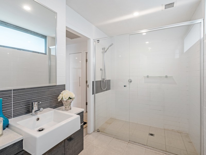 202/22-24 Ben Lexcen Place, Robina QLD 4226