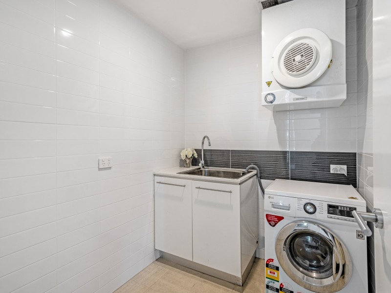 202/22-24 Ben Lexcen Place, Robina QLD 4226