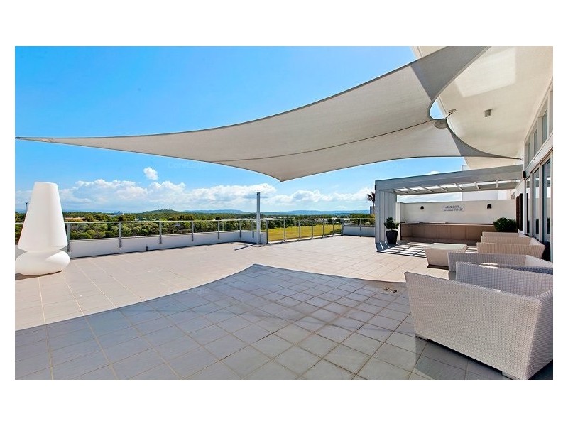 102/11 Compass Drive, Biggera Waters QLD 4216