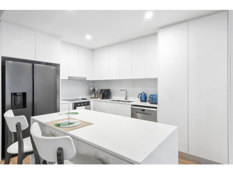6/1 Vue Boulevard, Robina QLD 4226
