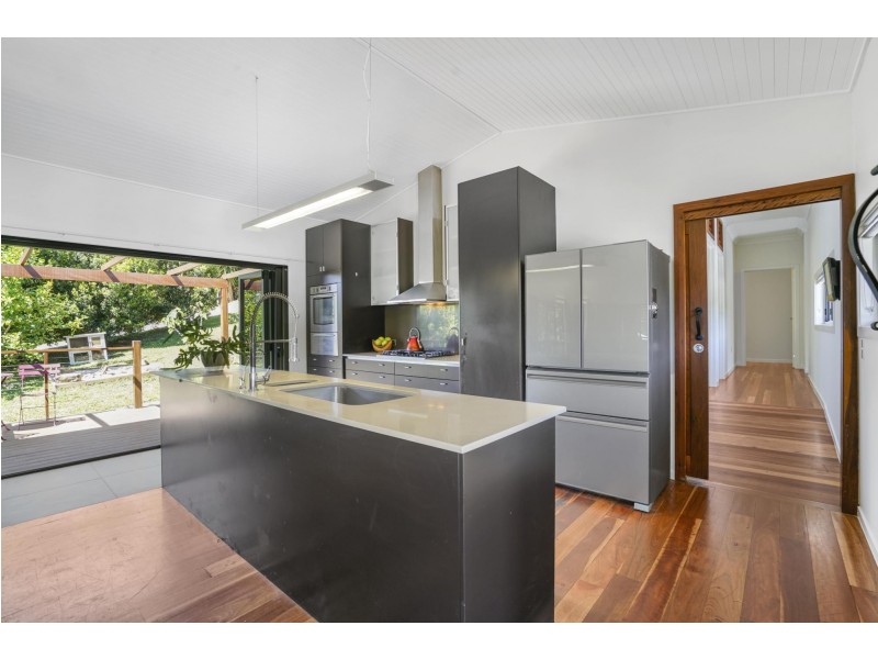 8 Five Springs Lane, Currumbin Valley QLD 4223