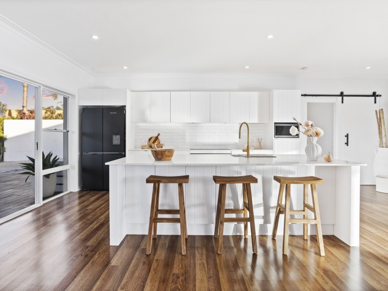 1 Warra Court, Mudgeeraba QLD 4213