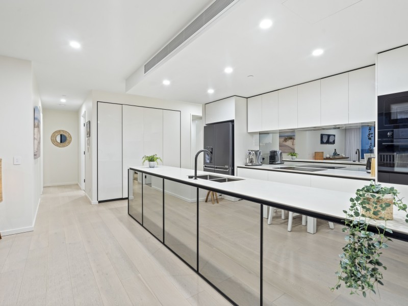 1704/1328 Gold Coast Highway, Palm Beach QLD 4221