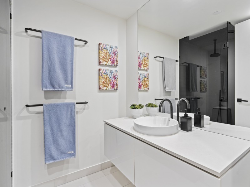 1704/1328 Gold Coast Highway, Palm Beach QLD 4221