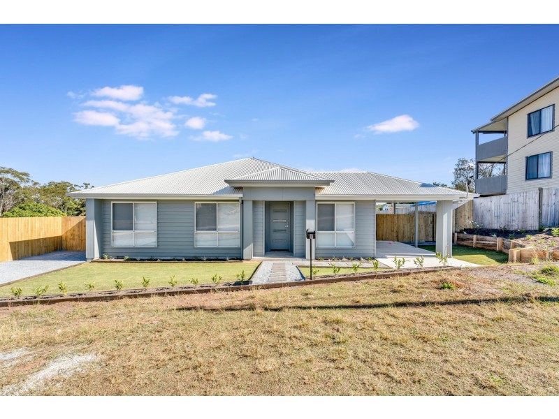 8 Dahlia Street, Russell Island QLD 4184