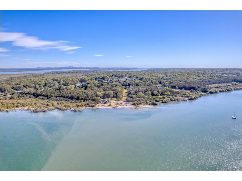 8 Dahlia Street, Russell Island QLD 4184