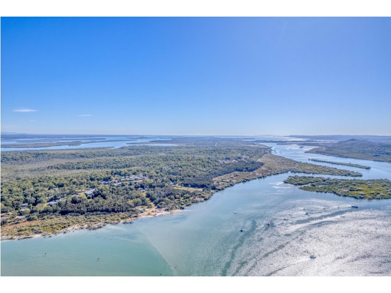 8 Dahlia Street, Russell Island QLD 4184