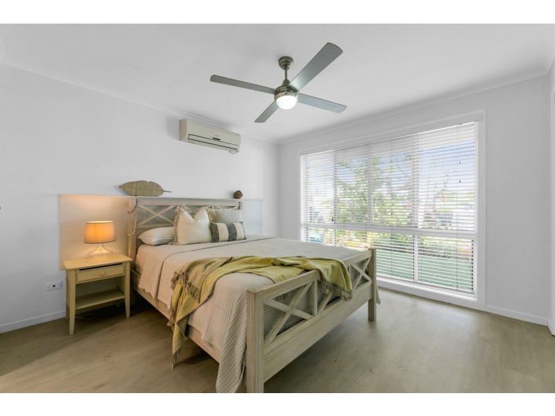 3 Goolagong Court, Broadbeach Waters QLD 4218
