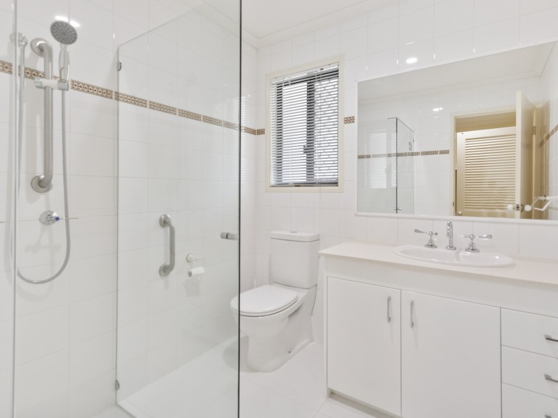 17/4 Bronberg Court, Southport QLD 4215