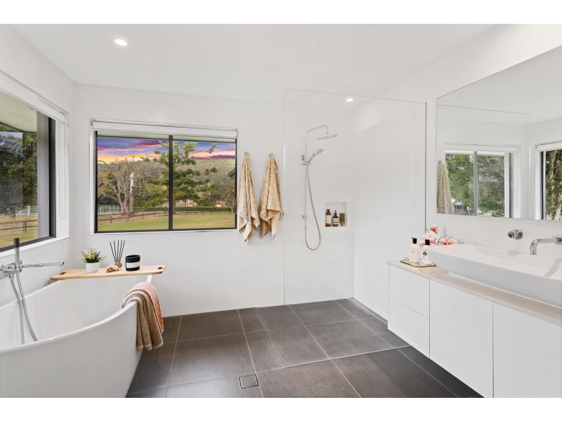 25-31 Gibsonville Street, Tallebudgera Valley QLD 4228