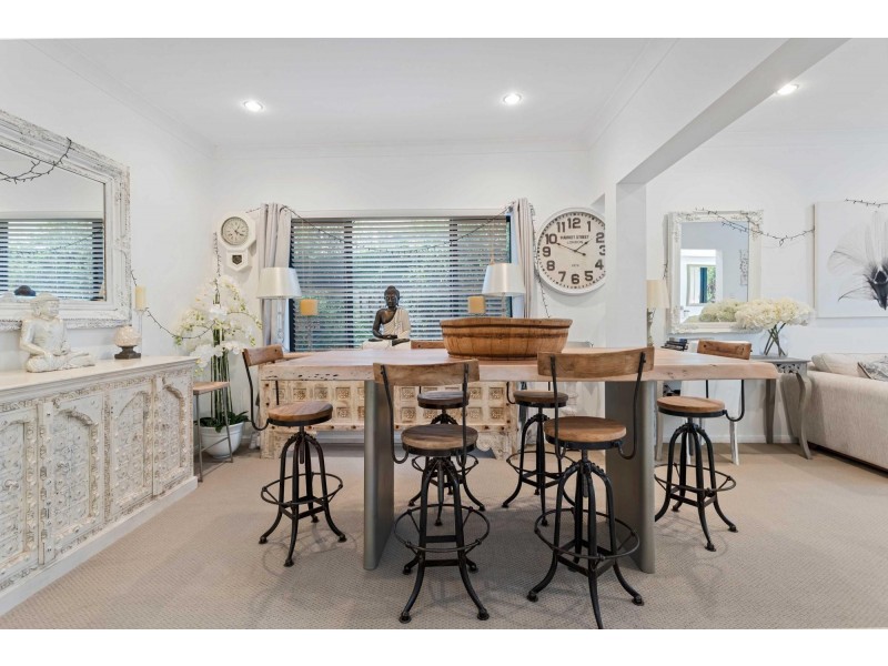 9 Meridien Avenue, Varsity Lakes QLD 4227