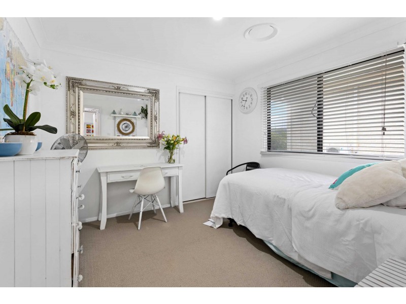 9 Meridien Avenue, Varsity Lakes QLD 4227