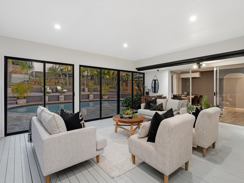 14 Watford Crescent, Molendinar QLD 4214