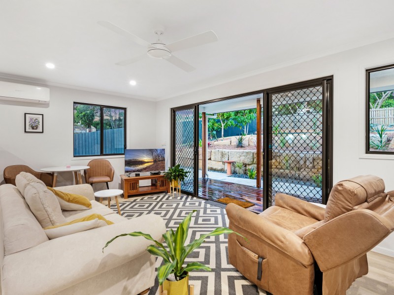 14 Watford Crescent, Molendinar QLD 4214