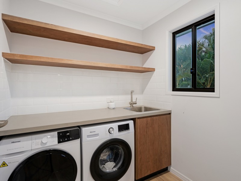 14 Watford Crescent, Molendinar QLD 4214