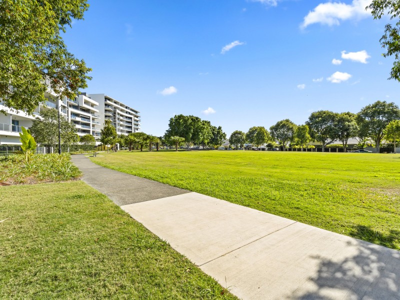 106/41 Harbour Town Drive, Biggera Waters QLD 4216