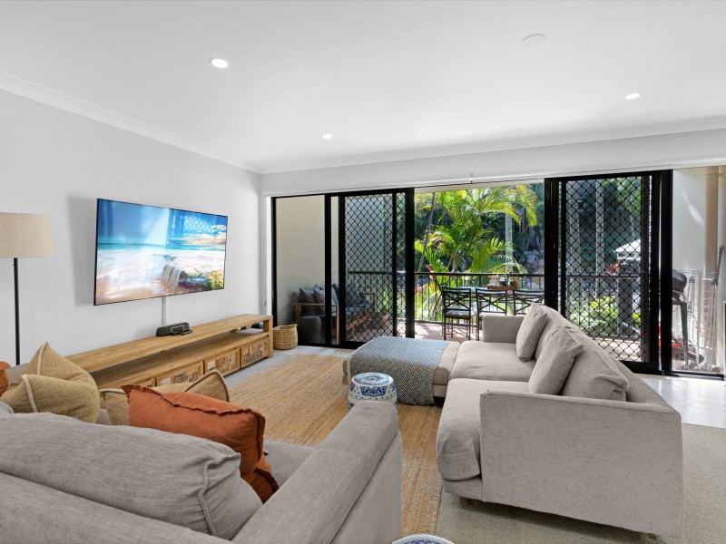 B13/1 Great Hall Drive, Miami QLD 4220