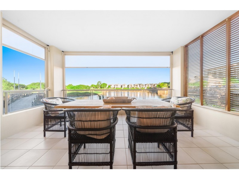 5/802 Glades Drive, Robina QLD 4226