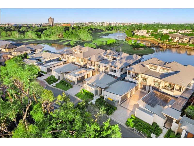 5/802 Glades Drive, Robina QLD 4226