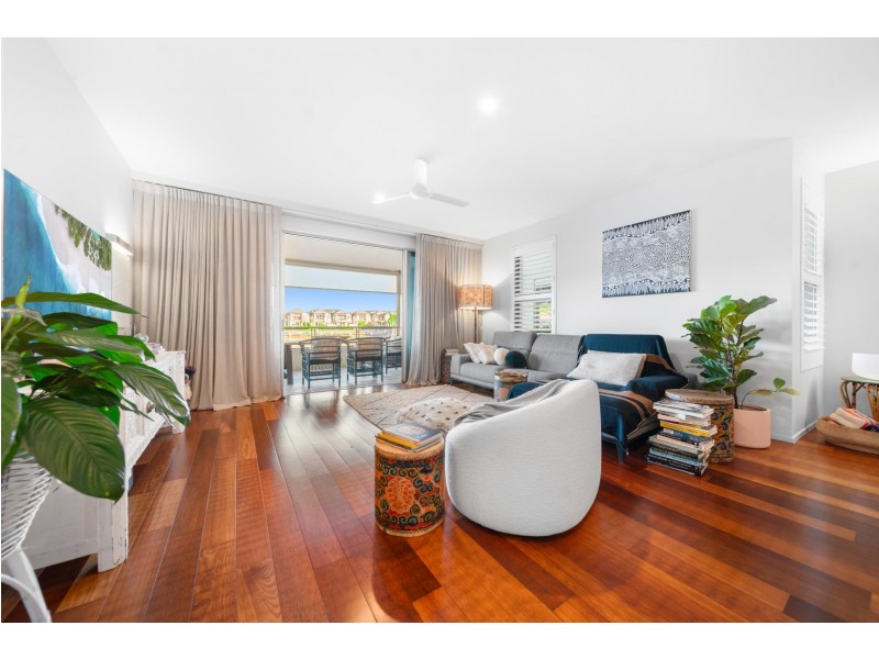 5/802 Glades Drive, Robina QLD 4226