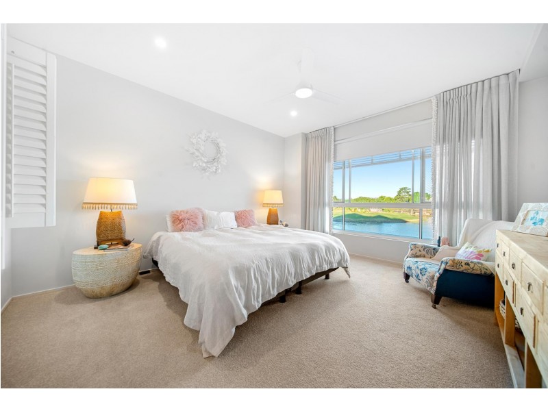 5/802 Glades Drive, Robina QLD 4226