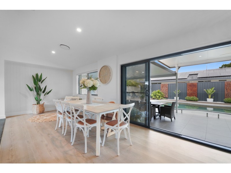 59 Cypress Drive, Broadbeach Waters QLD 4218