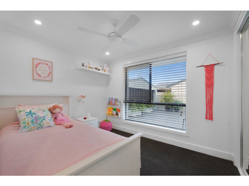 59 Cypress Drive, Broadbeach Waters QLD 4218