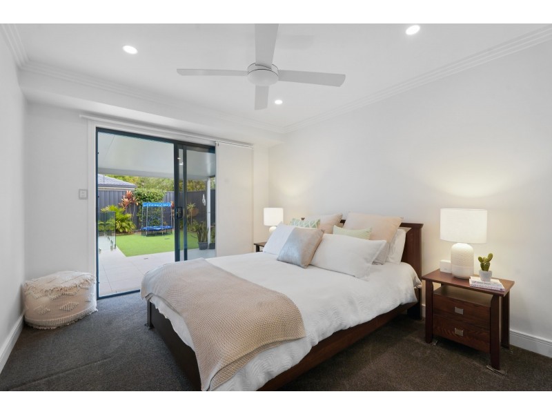 59 Cypress Drive, Broadbeach Waters QLD 4218