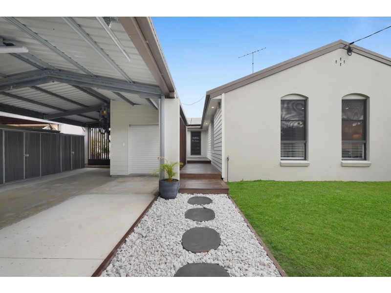 59 Cypress Drive, Broadbeach Waters QLD 4218