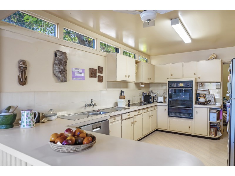 205 Stanhill Drive, Surfers Paradise QLD 4217