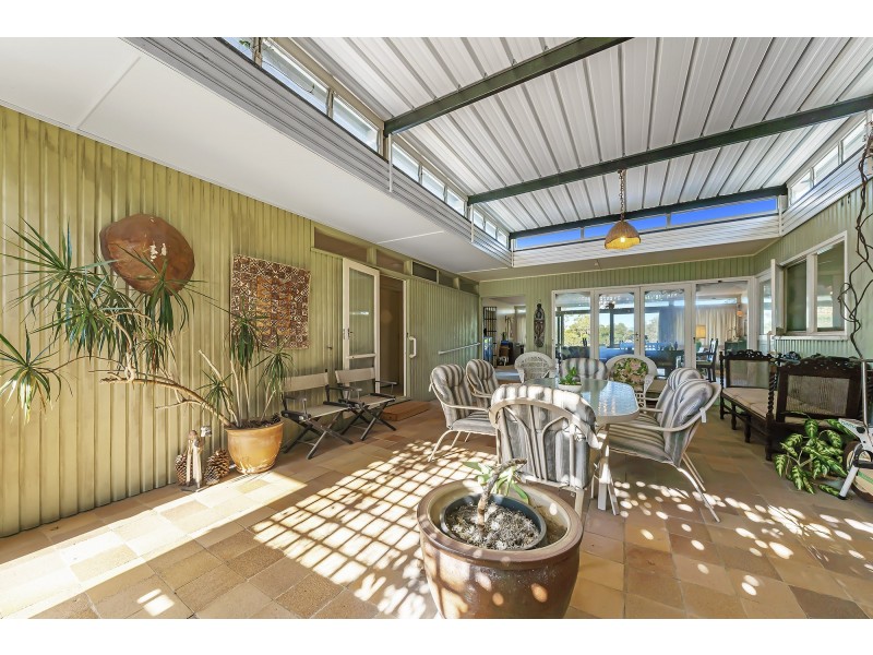 205 Stanhill Drive, Surfers Paradise QLD 4217