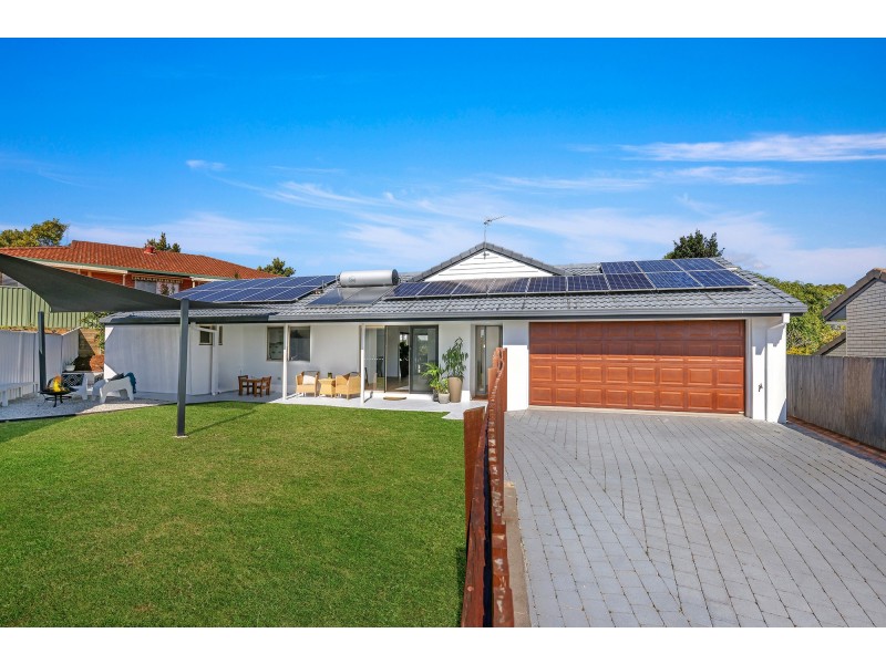 12 Bellbrook Close, Robina QLD 4226