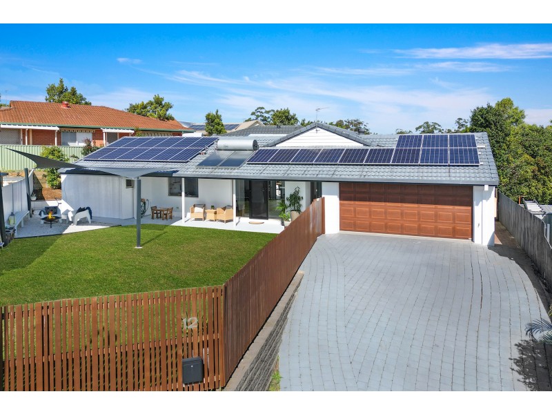 12 Bellbrook Close, Robina QLD 4226