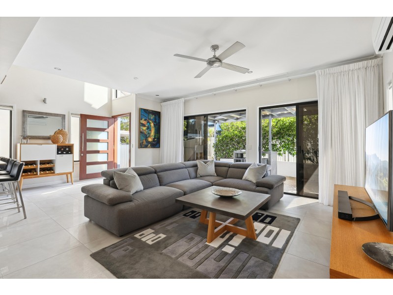 3/12 Winton Terrace, Varsity Lakes QLD 4227