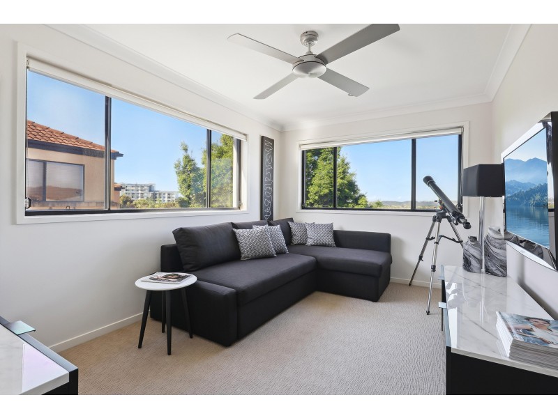 3/12 Winton Terrace, Varsity Lakes QLD 4227