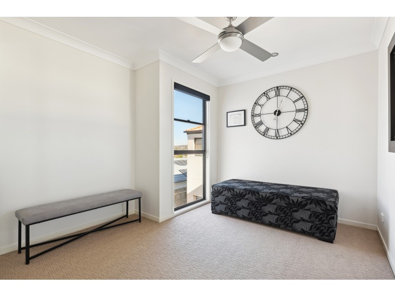 3/12 Winton Terrace, Varsity Lakes QLD 4227