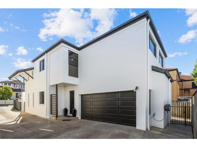 3/12 Winton Terrace, Varsity Lakes QLD 4227
