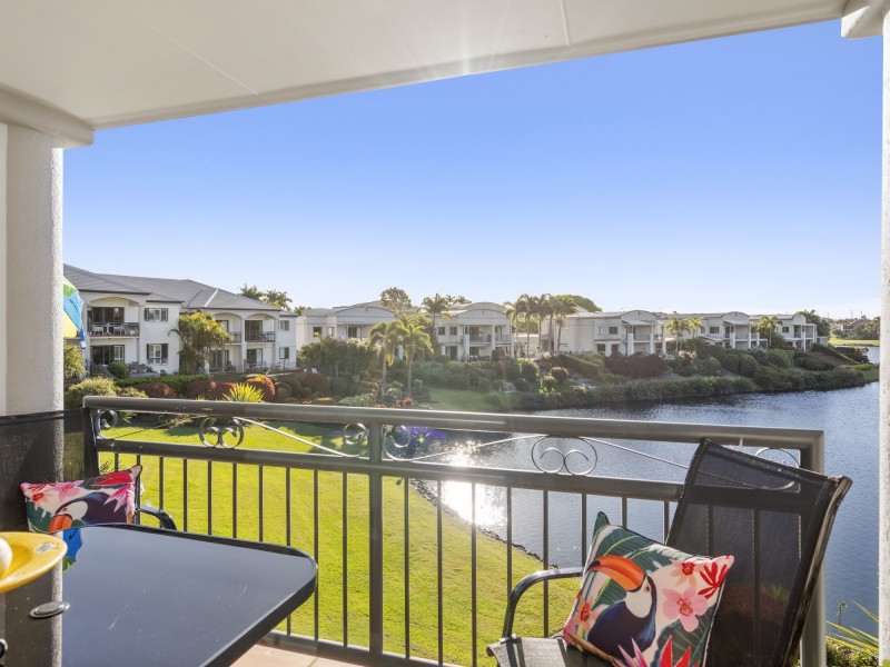 42/85 Palm Meadows Drive, Carrara QLD 4211